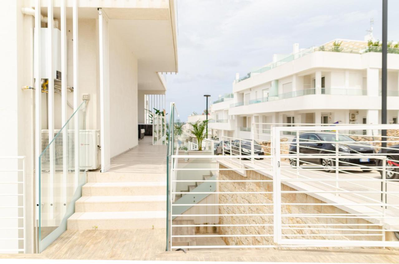 شقة بولينيانو آ ماري  في Apulialux Seaview Prestige Apt / Jacuzzi + Parking المظهر الخارجي الصورة