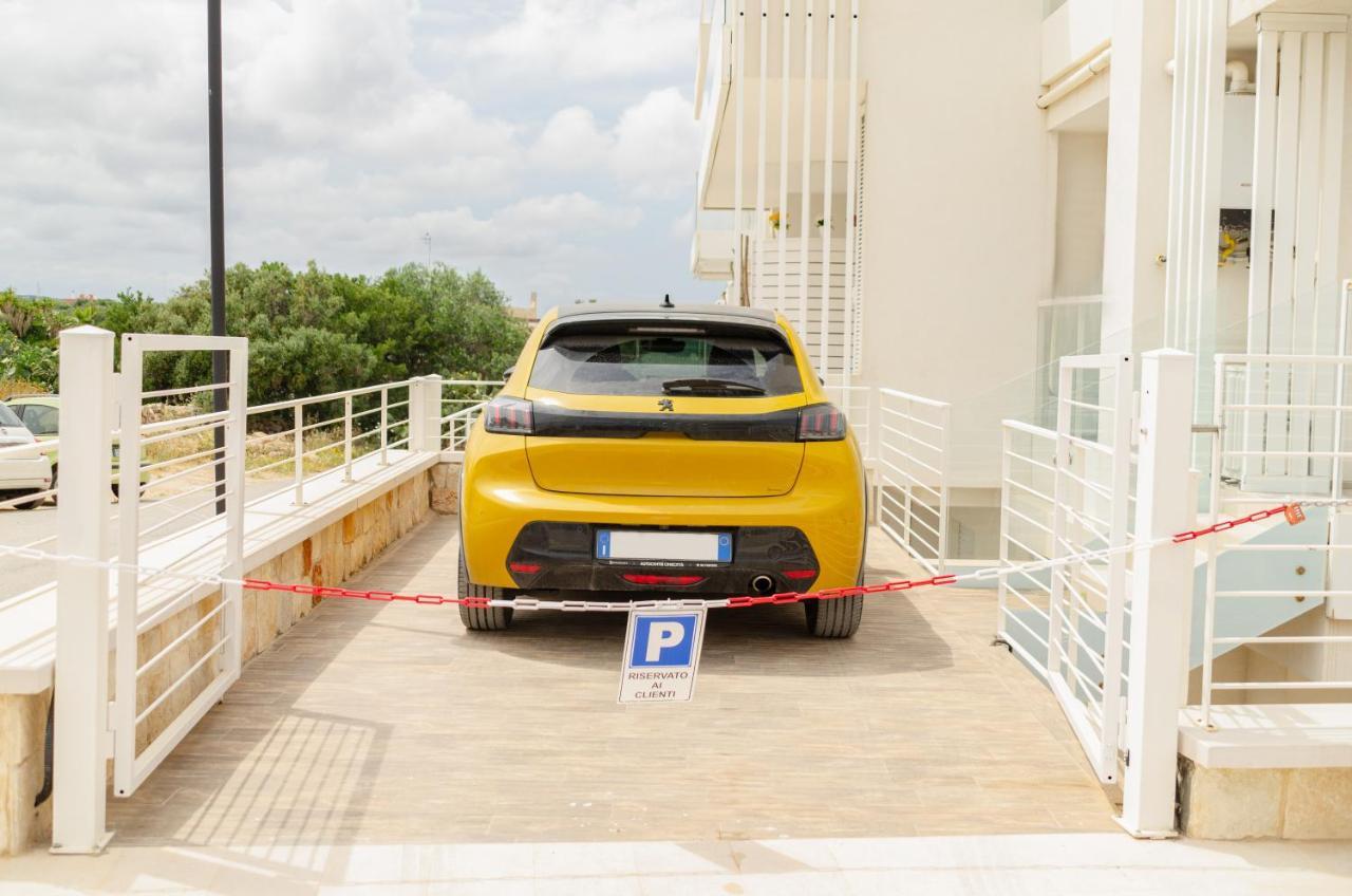 شقة بولينيانو آ ماري  في Apulialux Seaview Prestige Apt / Jacuzzi + Parking المظهر الخارجي الصورة