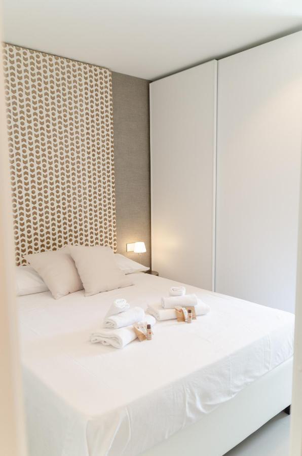 شقة بولينيانو آ ماري  في Apulialux Seaview Prestige Apt / Jacuzzi + Parking المظهر الخارجي الصورة